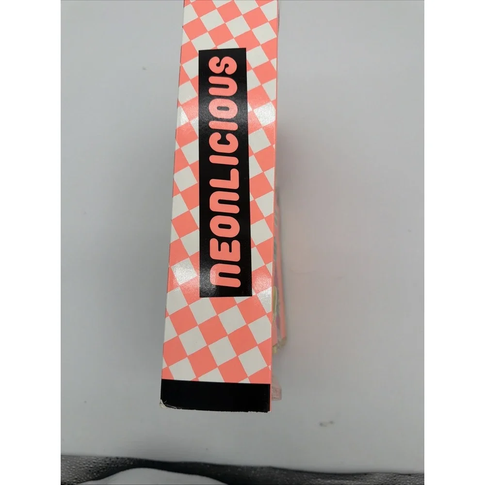2020 Series 1 LOL Surprise NEONLICIOUS Fashion Doll From Original 4-Pack NEW